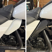 Load image into Gallery viewer, Carbon Visionary Carbon Fiber Mid-Frame Air Deflectors