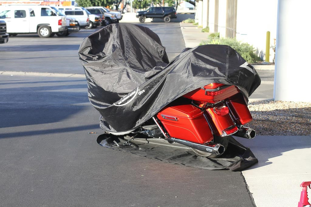 XXL-Tour Enclosed Motorcycle Cover Large Touring W/Tour Pack - U111M1C