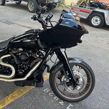 Load image into Gallery viewer, Carbon Visionary Carbon Fiber Short Racer - Front Fender