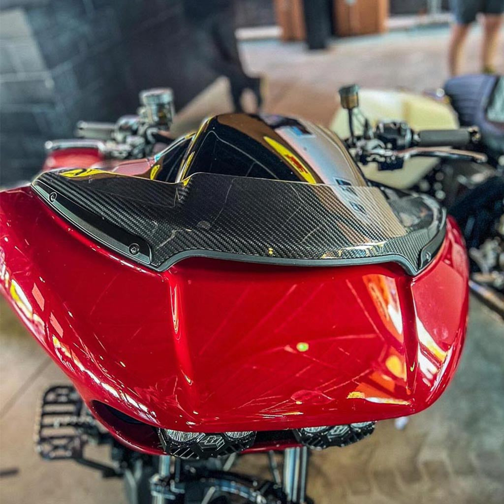 Carbon Visionary Carbon Fiber Numero Uno Road Glide Windshield