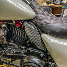 Load image into Gallery viewer, Carbon Visionary Carbon Fiber Mid-Frame Air Deflectors