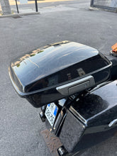 Load image into Gallery viewer, Carbon Visionary Carbon Fiber Chopped Tour Pack
