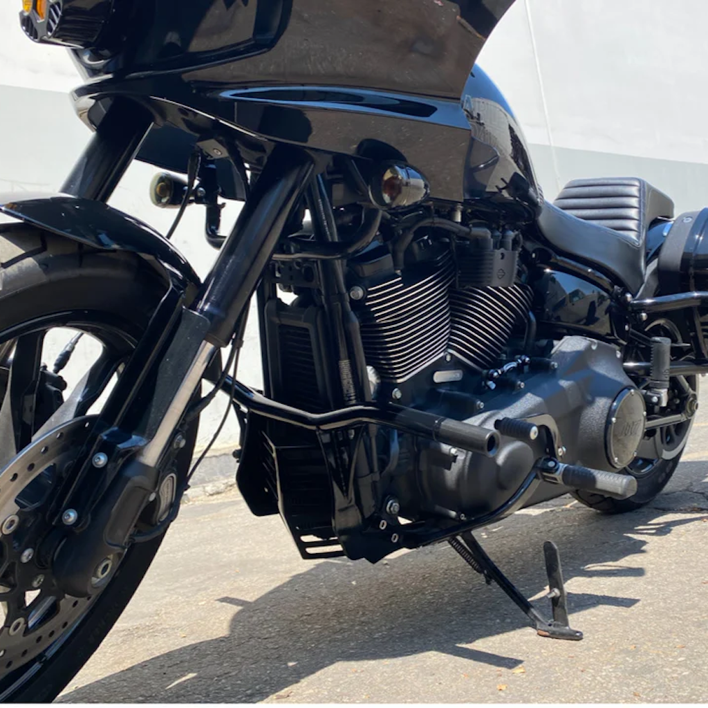 Santoro Heavy Hitter 3.0 Softail Front Crash Bar 2018+