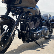 Load image into Gallery viewer, Santoro Heavy Hitter 3.0 Softail Front Crash Bar 2018+