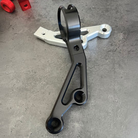 Carbon Visionary 24+ CVO ST Shark Tail Reservoir Brackets